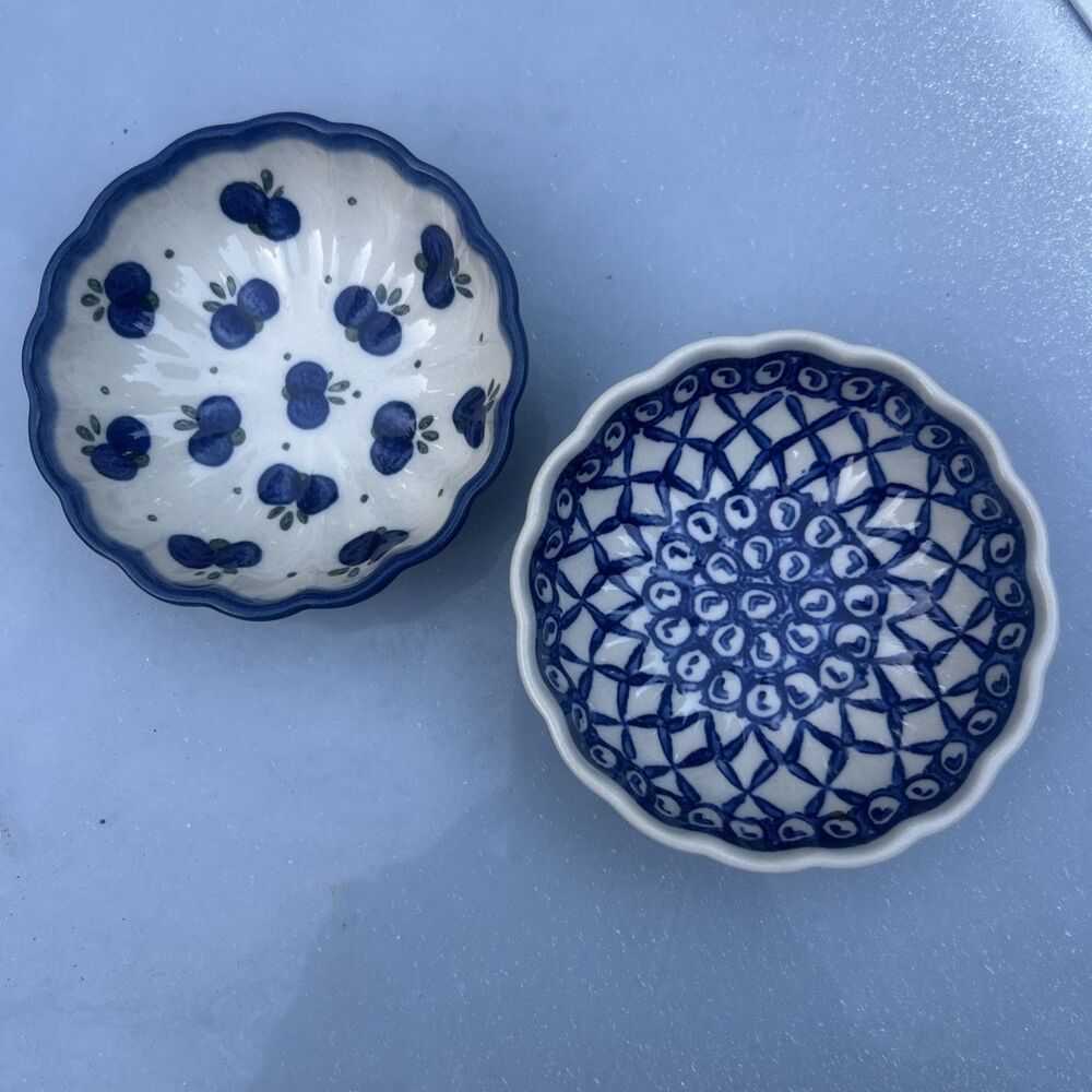 Set Of Two Decorative Polish Pottery 4.5 " Small Dip Bowls - Scalloped Edge